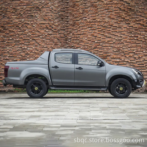 Truck 4x4 mini pickup Diesel isuzu pickup DMAX 3.0T 2018 XPOWER Manual and automatic